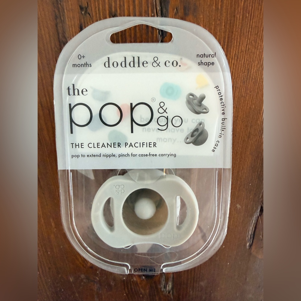 Doddle & Co. The Pop & Go Pacifier | 0m+ Natural Shape Green NEW